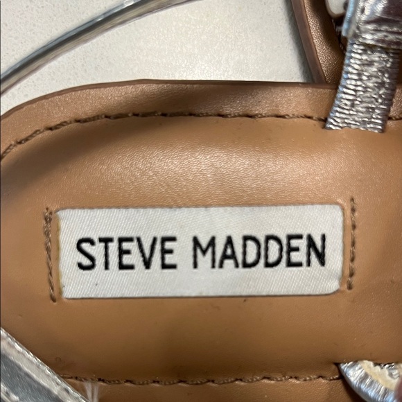 Steve Madden Metallic Silver Strappy Sandals - Picture 2 of 6